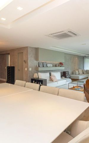 Apartamento para alugar com 312m², 3 quartos e 3 vagas Apartamento para alugar com 312m², 3 quartos e 3 vagasSala