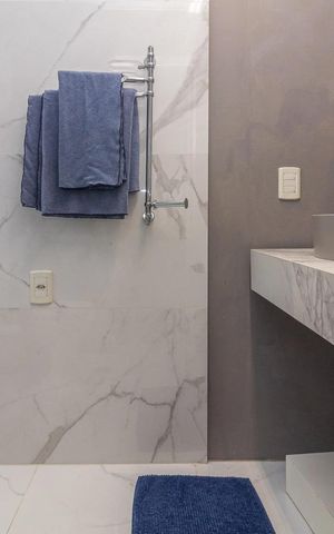 Apartamento para alugar com 312m², 3 quartos e 3 vagas Apartamento para alugar com 312m², 3 quartos e 3 vagasBanheiro da Suíte