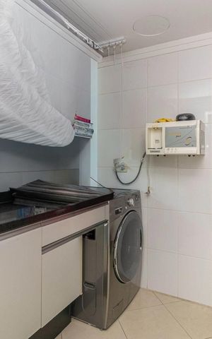 Apartamento para alugar com 312m², 3 quartos e 3 vagas Apartamento para alugar com 312m², 3 quartos e 3 vagasÁrea de serviço