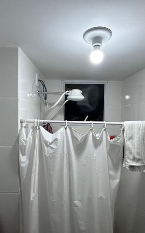 Apartamento à venda com 44m², 2 quartos e 1 vaga Apartamento à venda com 44m², 2 quartos e 1 vagaBanheiro social