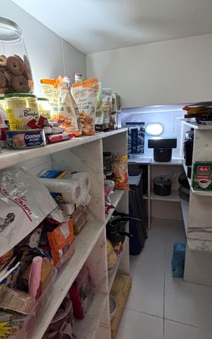 Apartamento à venda com 350m², 3 quartos e 4 vagasDespensa