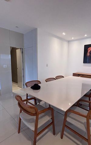 Apartamento à venda com 350m², 3 quartos e 4 vagasSala