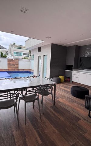Apartamento à venda com 350m², 3 quartos e 4 vagasÁrea externa
