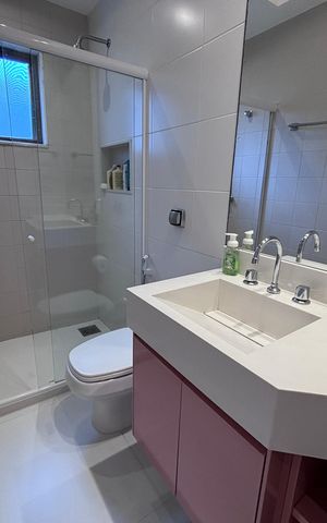 Apartamento à venda com 350m², 3 quartos e 4 vagasBanheiro da Suíte 2