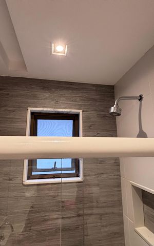 Apartamento à venda com 350m², 3 quartos e 4 vagasBanheiro da Suíte 3