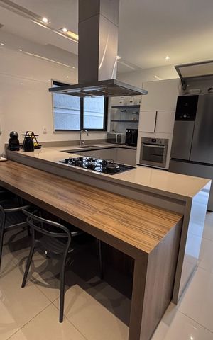 Apartamento à venda com 350m², 3 quartos e 4 vagasCozinha