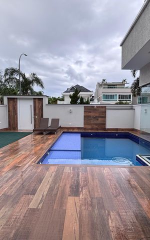 Apartamento à venda com 350m², 3 quartos e 4 vagasÁrea externa