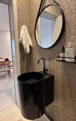 Apartamento à venda com 350m², 3 quartos e 4 vagasLavabo