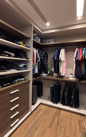 Apartamento à venda com 350m², 3 quartos e 4 vagasCloset da suíte 1