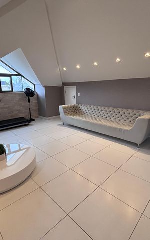 Apartamento à venda com 350m², 3 quartos e 4 vagasSótão 