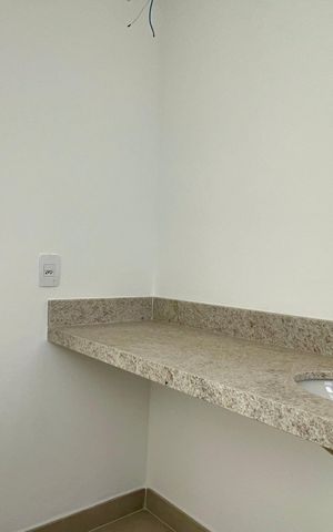 Apartamento à venda com 77m², 2 quartos e 1 vaga Apartamento à venda com 77m², 2 quartos e 1 vagaBanheiro da Suíte 2