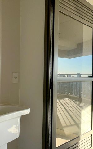 Apartamento à venda com 77m², 2 quartos e 1 vaga Apartamento à venda com 77m², 2 quartos e 1 vagaÁrea de Serviço
