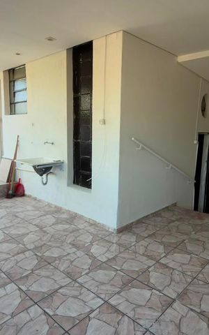 Casa de condomínio para alugar com 150m², 1 quarto e sem vaga Casa de condomínio para alugar com 150m², 1 quarto e sem vagaÁrea comum