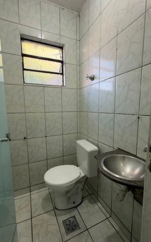 Casa de condomínio para alugar com 150m², 1 quarto e sem vaga Casa de condomínio para alugar com 150m², 1 quarto e sem vagaBanheiro social