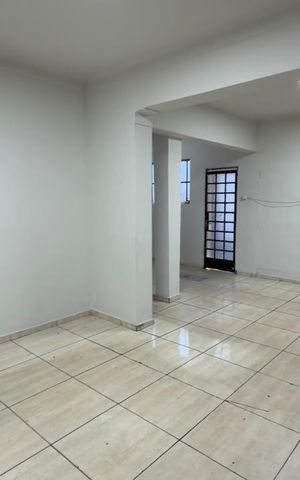 Casa de condomínio para alugar com 150m², 1 quarto e sem vaga Casa de condomínio para alugar com 150m², 1 quarto e sem vagaSala