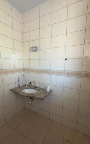 Casa de condomínio para alugar com 150m², 1 quarto e sem vaga Casa de condomínio para alugar com 150m², 1 quarto e sem vagaBanheiro da Suíte