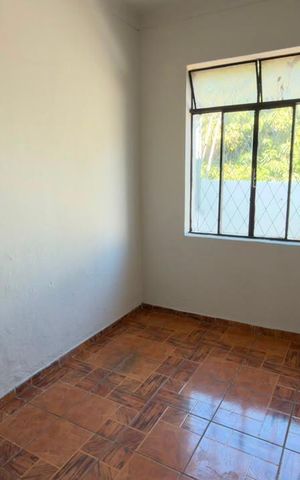 Casa de condomínio para alugar com 150m², 1 quarto e sem vaga Casa de condomínio para alugar com 150m², 1 quarto e sem vagaQuarto