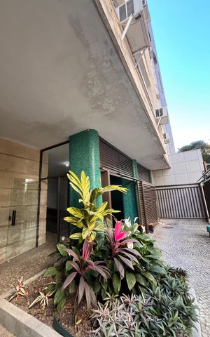 Apartamento para alugar com 218m², 3 quartos e 1 vaga Apartamento para alugar com 218m², 3 quartos e 1 vagaFachada