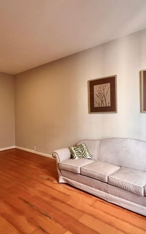 Apartamento para alugar com 218m², 3 quartos e 1 vaga Apartamento para alugar com 218m², 3 quartos e 1 vagaSala