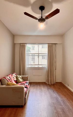 Apartamento para alugar com 218m², 3 quartos e 1 vaga