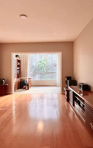 Apartamento para alugar com 218m², 3 quartos e 1 vaga Apartamento para alugar com 218m², 3 quartos e 1 vagaSala