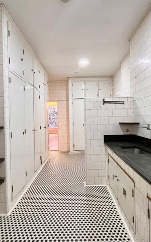 Apartamento para alugar com 218m², 3 quartos e 1 vaga Apartamento para alugar com 218m², 3 quartos e 1 vagaCozinha