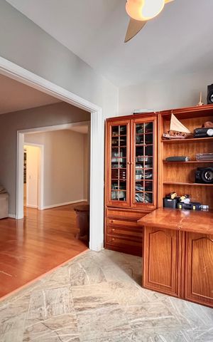 Apartamento para alugar com 218m², 3 quartos e 1 vaga Apartamento para alugar com 218m², 3 quartos e 1 vagaSala