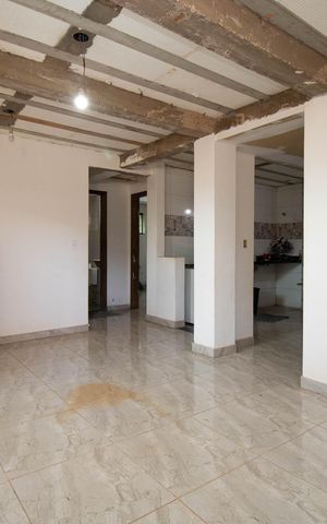 Casa de condomínio à venda com 120m², 3 quartos e 5 vagas Casa de condomínio à venda com 120m², 3 quartos e 5 vagasSala