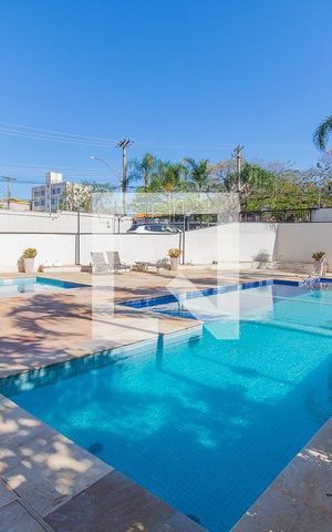 Apartamento à venda com 67m², 3 quartos e 2 vagas Apartamento à venda com 67m², 3 quartos e 2 vagasÁrea comum - Piscina