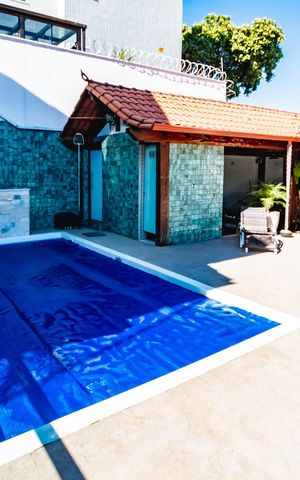 Casa à venda com 472m², 3 quartos e 4 vagasPiscina