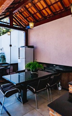 Casa à venda com 472m², 3 quartos e 4 vagasEspaço Gourmet