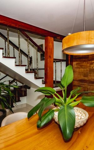 Casa à venda com 472m², 3 quartos e 4 vagasSala de Jantar