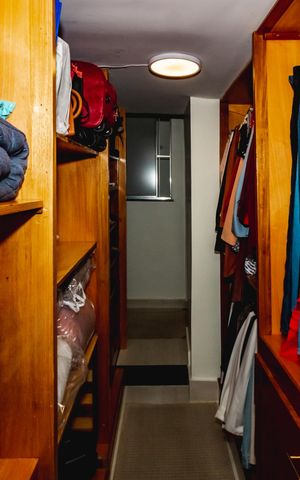 Casa à venda com 472m², 3 quartos e 4 vagasCloset da suíte 3