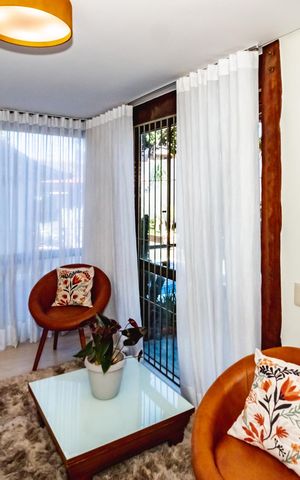 Casa à venda com 472m², 3 quartos e 4 vagasSala