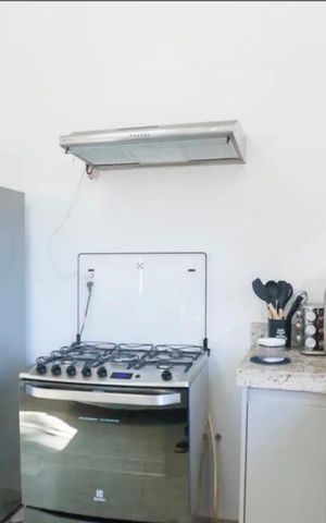 Casa à venda com 200m², 3 quartos e 5 vagas Casa à venda com 200m², 3 quartos e 5 vagascozinha