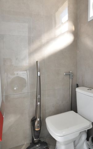 Apartamento à venda com 56m², 2 quartos e 1 vagaBanheiro de serviço