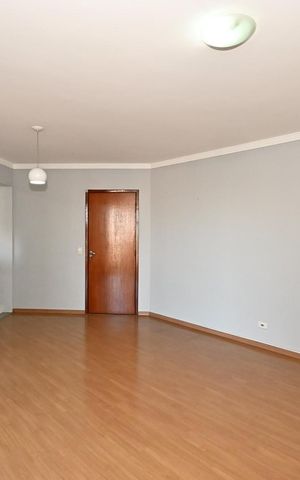 Apartamento para alugar com 85m², 2 quartos e 1 vagaSala