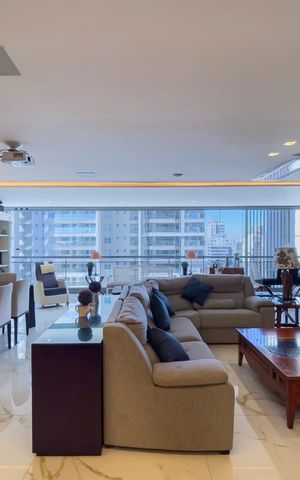 Apartamento para alugar com 197m², 4 quartos e 3 vagasSala