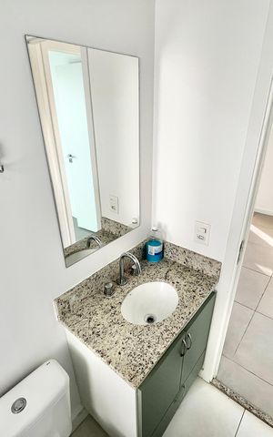 Apartamento à venda com 46m², 2 quartos e 1 vaga Apartamento à venda com 46m², 2 quartos e 1 vagaBanheiro