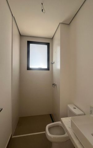 Apartamento à venda com 243m², 4 quartos e 3 vagas