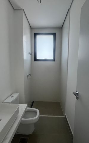 Apartamento à venda com 243m², 4 quartos e 3 vagas