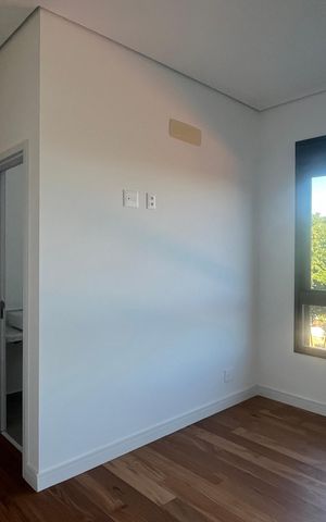 Apartamento à venda com 243m², 4 quartos e 3 vagas