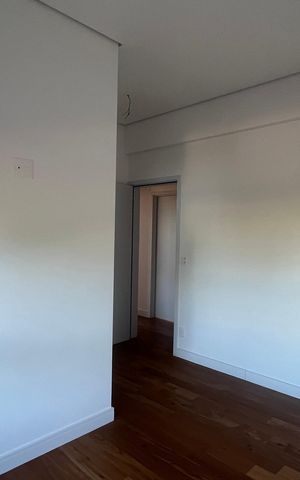 Apartamento à venda com 243m², 4 quartos e 3 vagas