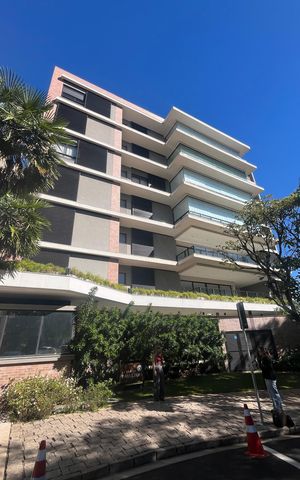 Apartamento à venda com 140m², 3 quartos e 2 vagas