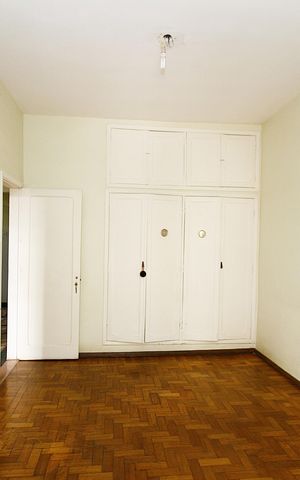 Casa à venda com 300m², 5 quartos e 2 vagasQuarto 2