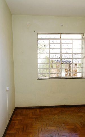 Casa à venda com 300m², 5 quartos e 2 vagasQuarto 3 