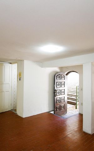 Casa à venda com 300m², 5 quartos e 2 vagasEdícula 