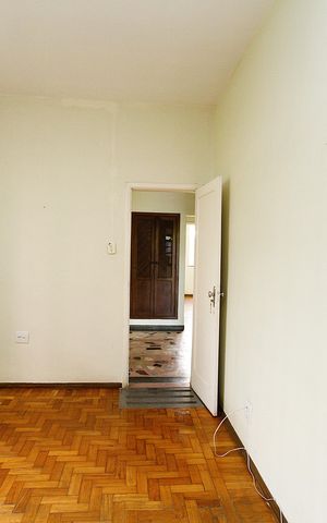 Casa à venda com 300m², 5 quartos e 2 vagasSuíte