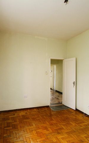 Casa à venda com 300m², 5 quartos e 2 vagasSuíte