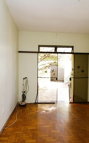 Casa à venda com 300m², 5 quartos e 2 vagasQuarto 2